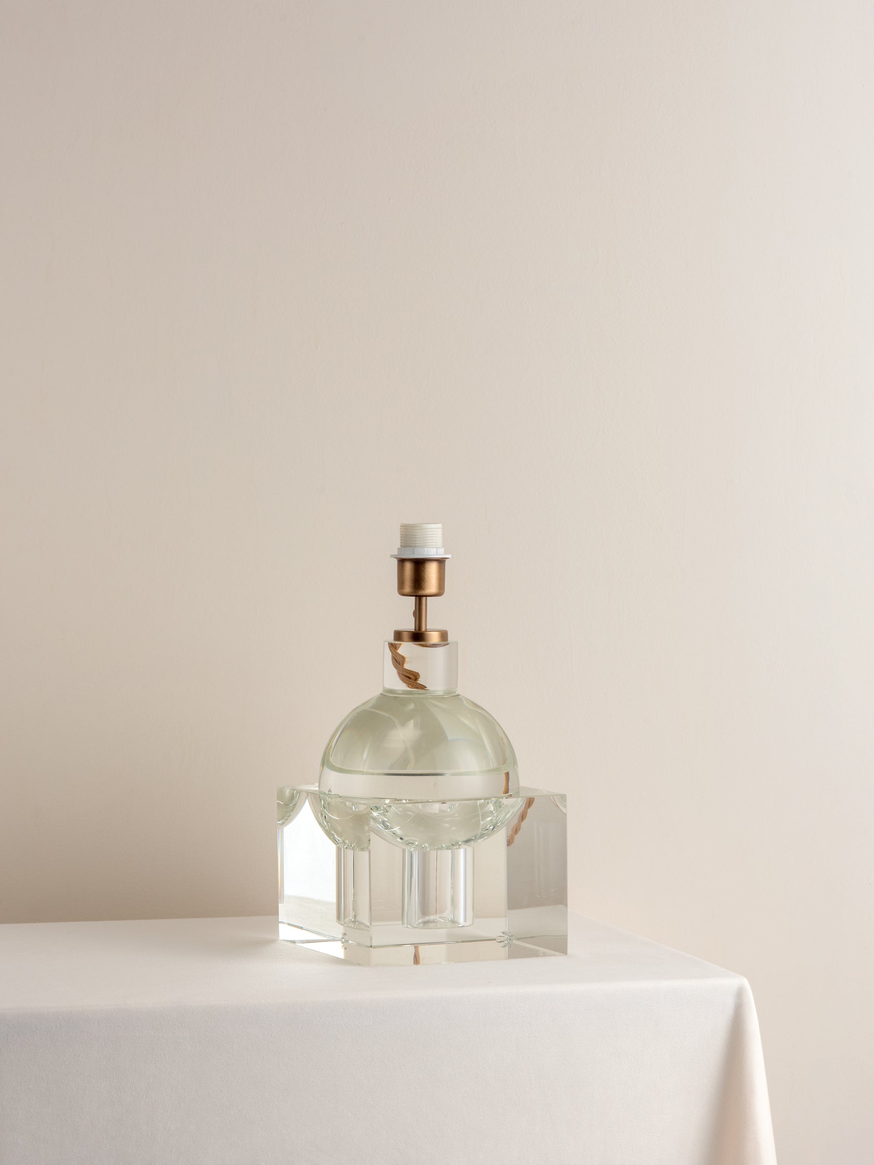 Edition 1.4 - crystal table lamp base