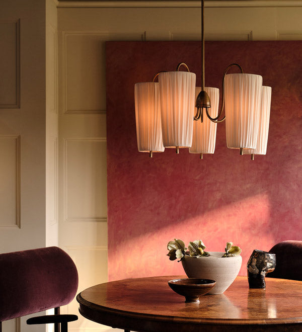 Dining room pendants: choosing the right light above the table