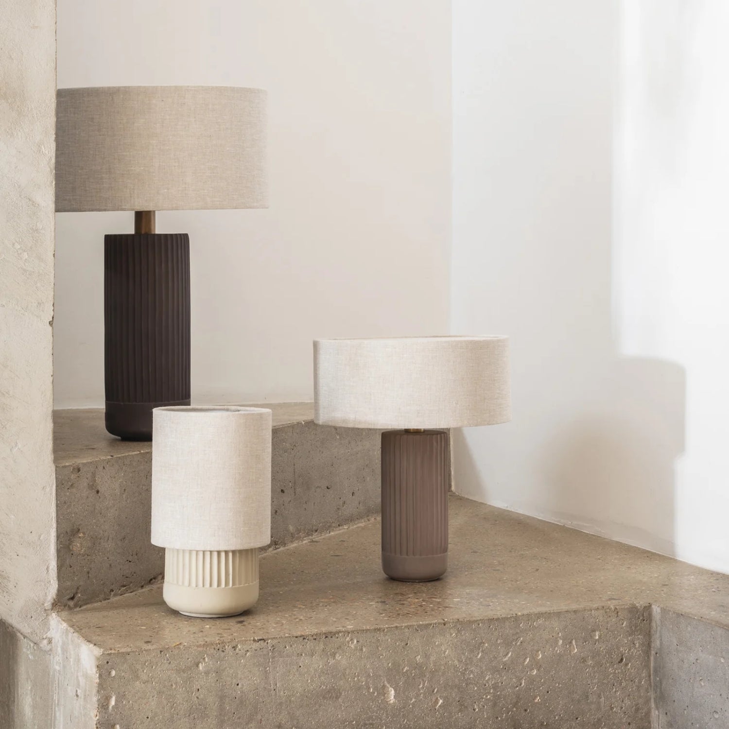 Concrete lamp bases and the weight of raw materials