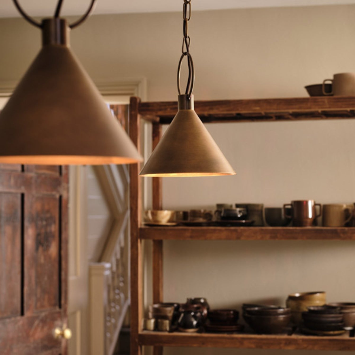 Aged brass pendant lights: vintage charm meets modern design