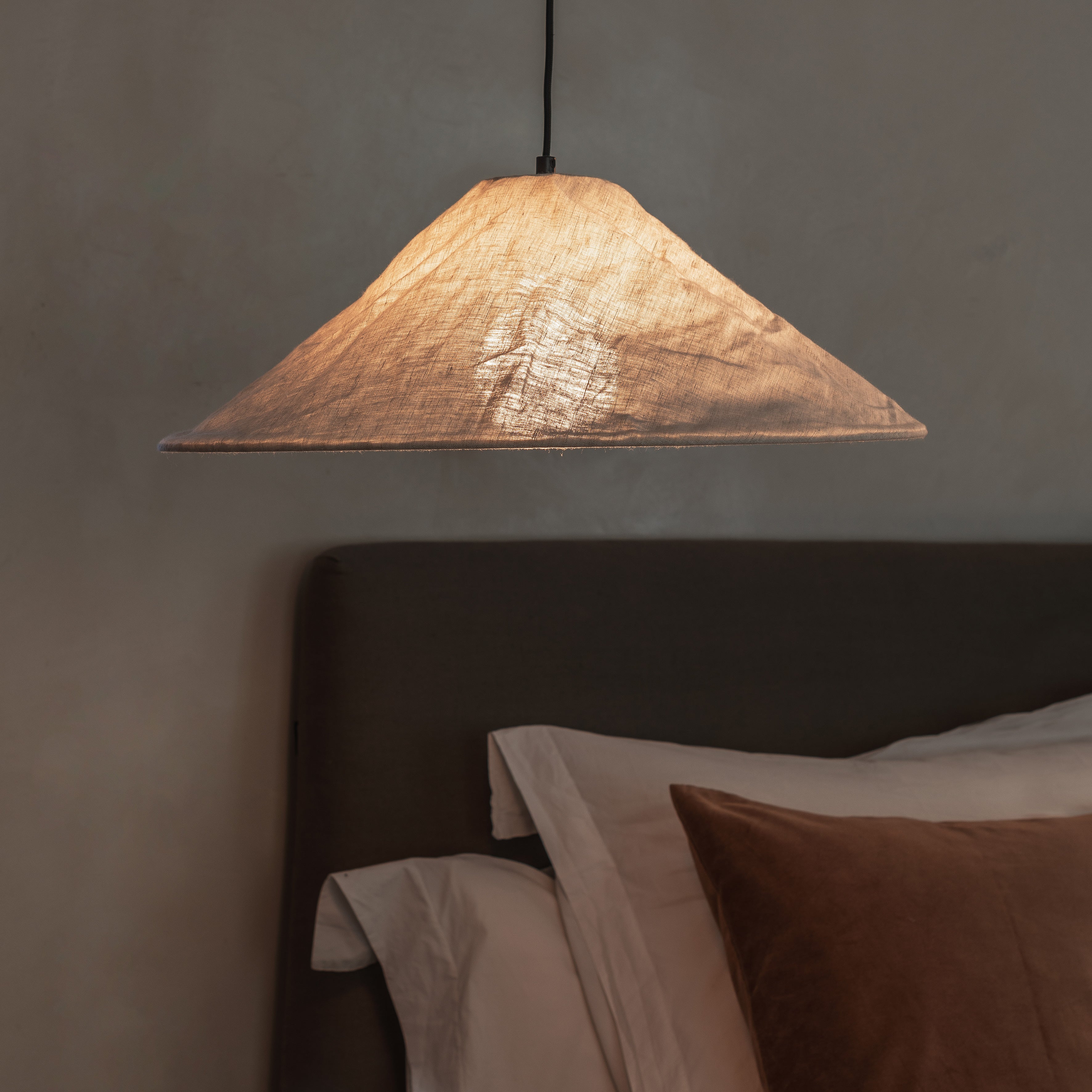 Siya - collapsible large linen shade | Lamp shade | lightsandlamps.com