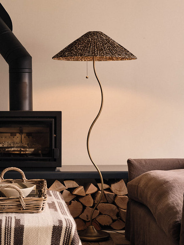 Avenue_Acrebylights_lamps_Dursleyfloorlamp.jpg