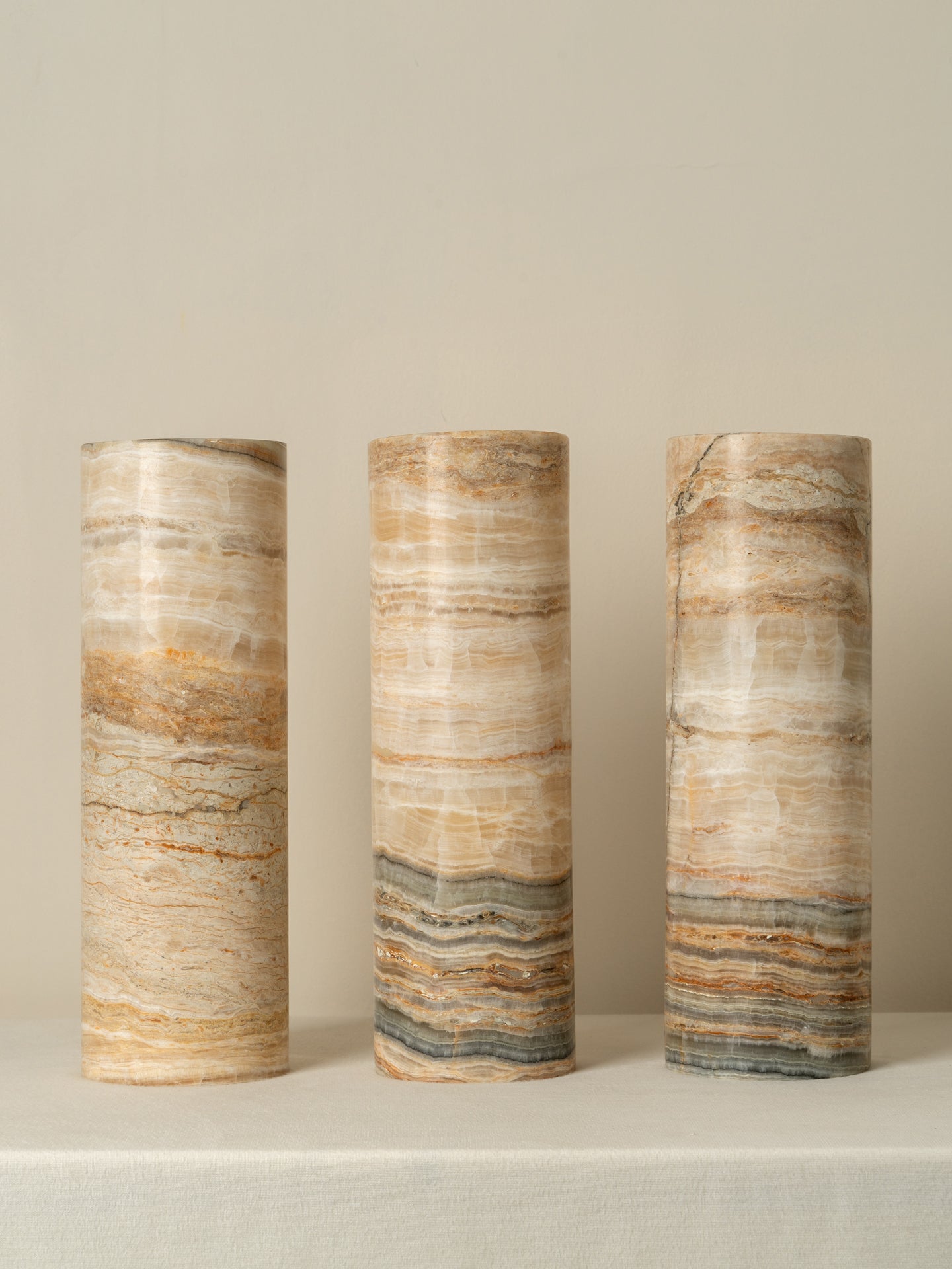 Barola - white Onyx cylinder table lamp | Table Lamp | lights&lamps | UK | Modern Affordable Designer Lighting
