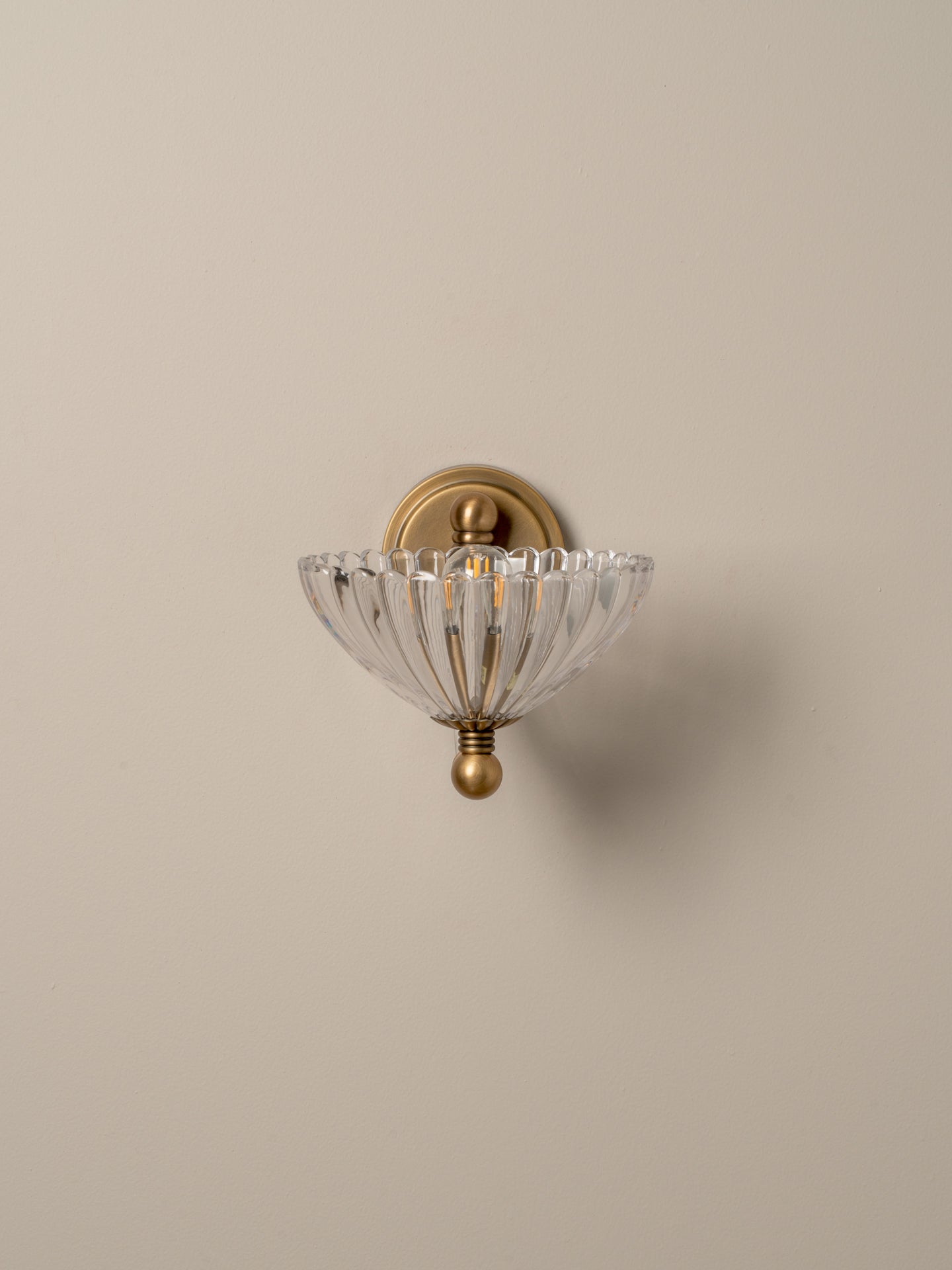 Arley wall light | Wall Light | lights&lamps | UK | Modern Affordable Designer Lighting