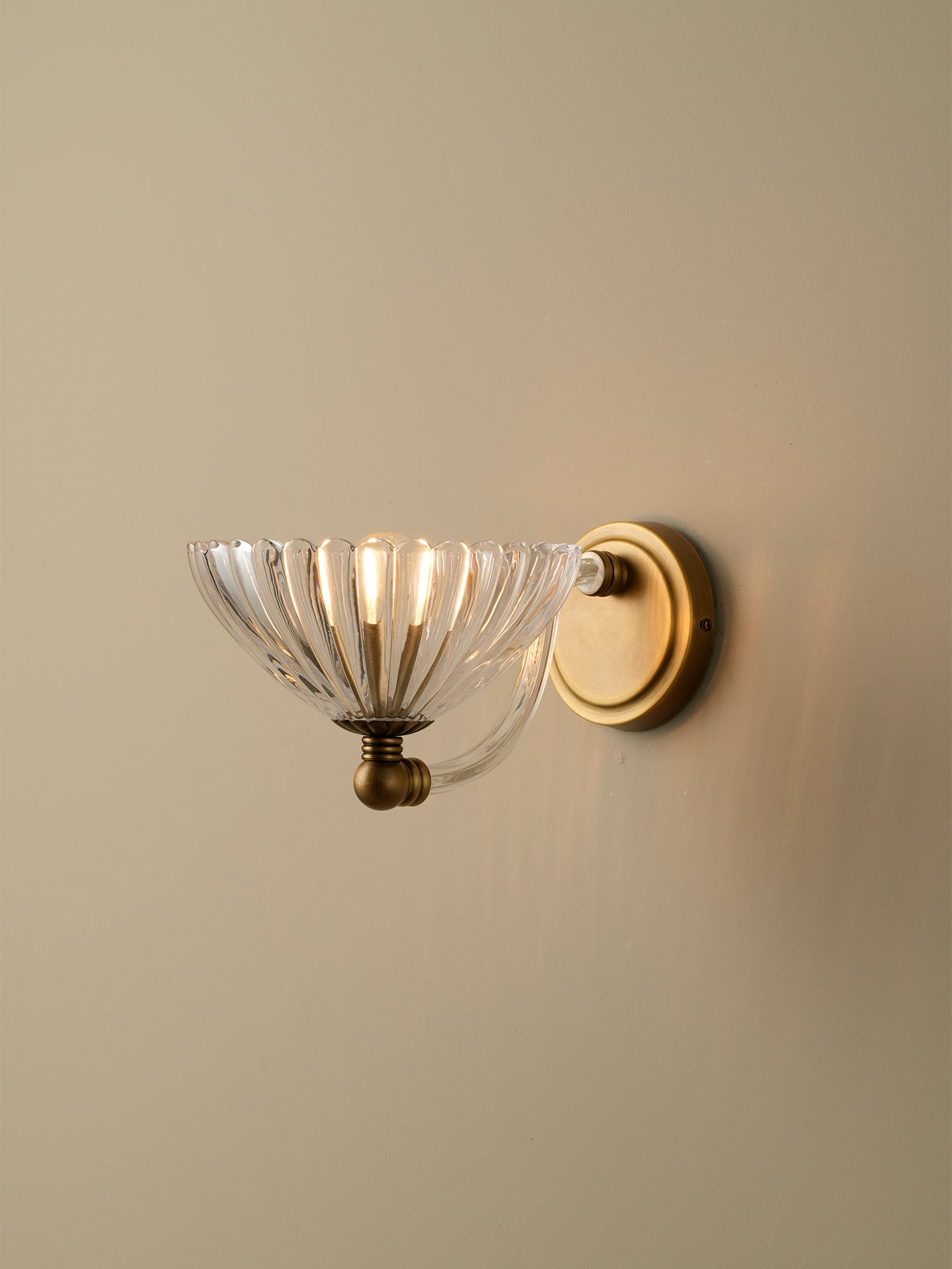 Arley wall light | Wall Light | lights&lamps | UK | Modern Affordable Designer Lighting