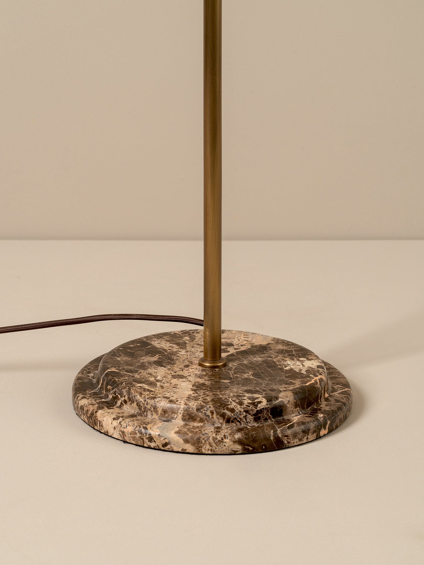 Burford floor lamp | Floor Lamp | lights&lamps | UK | Modern Affordable Designer Lighting