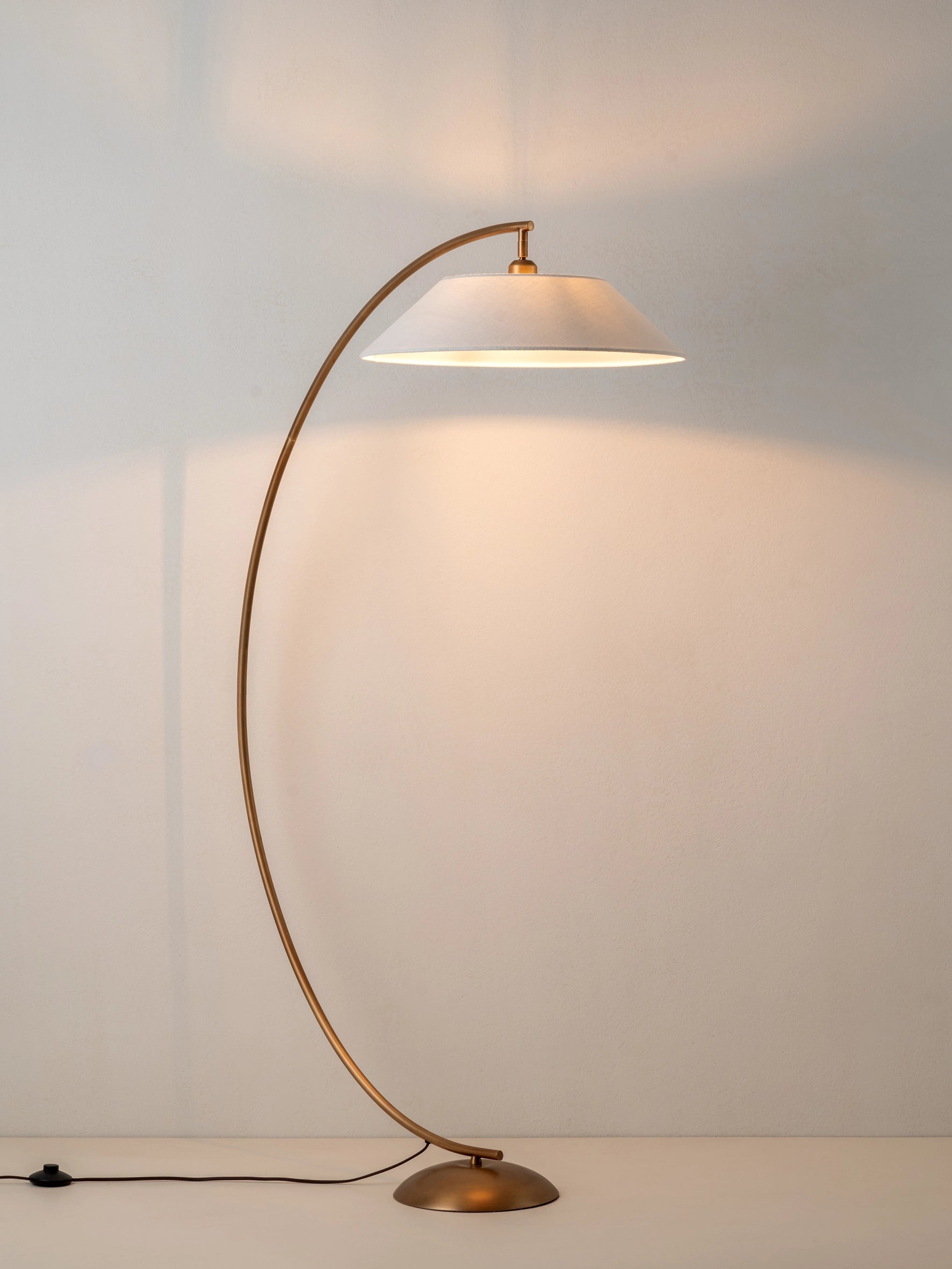 Circo - 1 light arc aged brass and natural linen floor lamp | Floor Lamp | Lights & Lamps | UK | Modern Affordable Designer Lighting