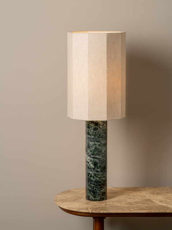 Earl table lamp