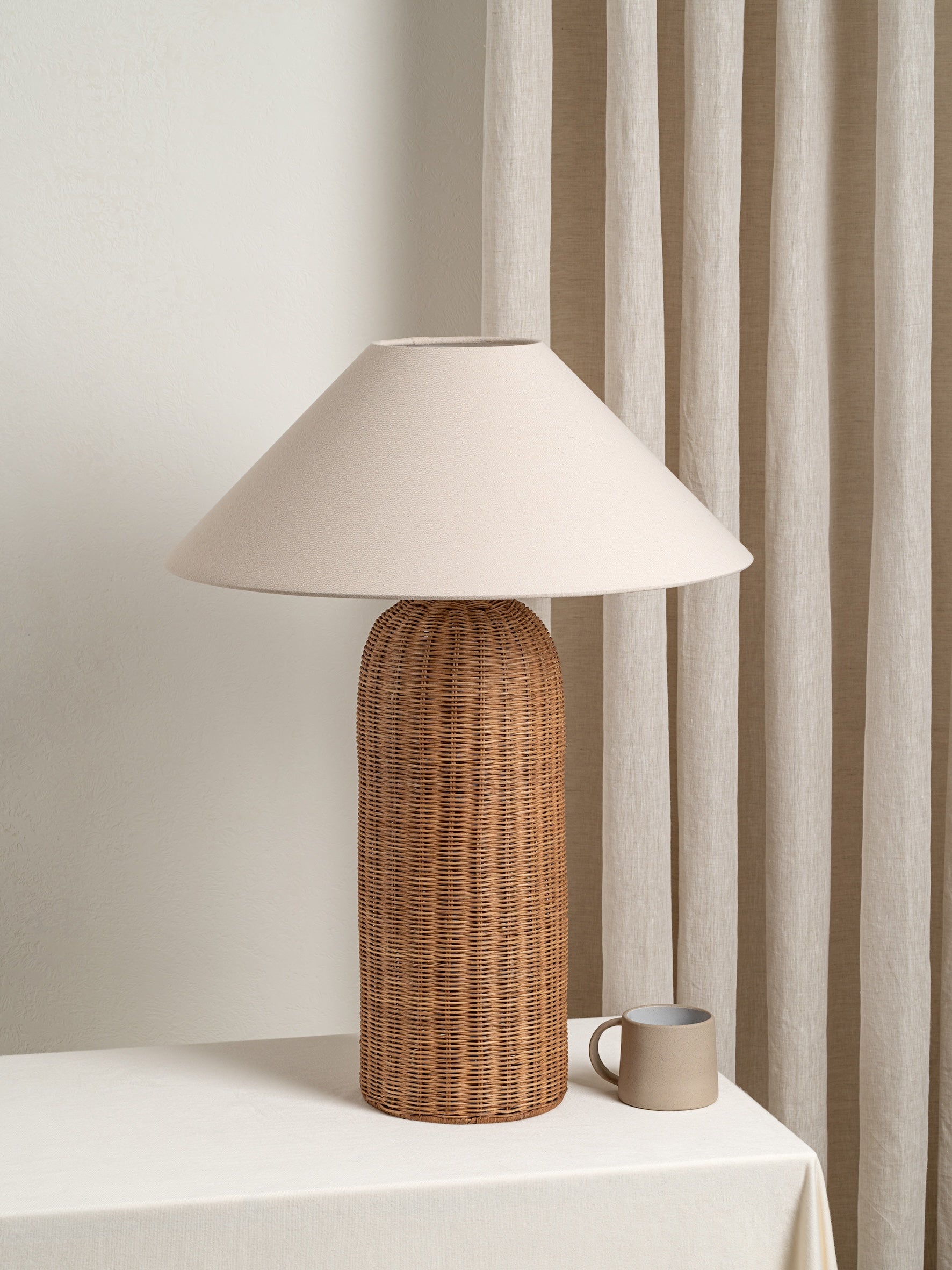 Ensia - extra large rattan table lamp