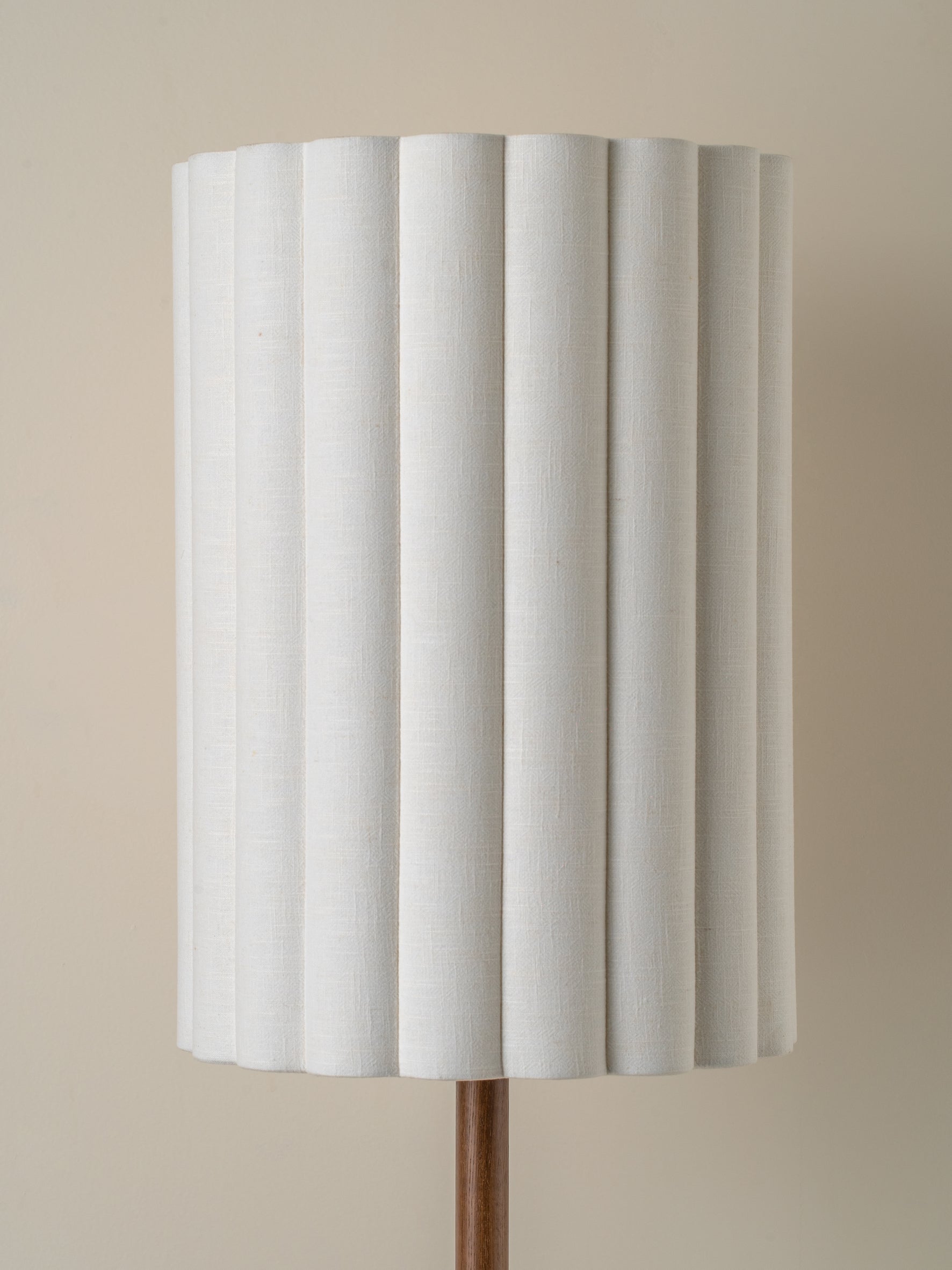 Folia - walnut wood and scalloped natural linen floor lamp | Floor Lamp | lights&lamps | UK | Modern Affordable Designer Lighting