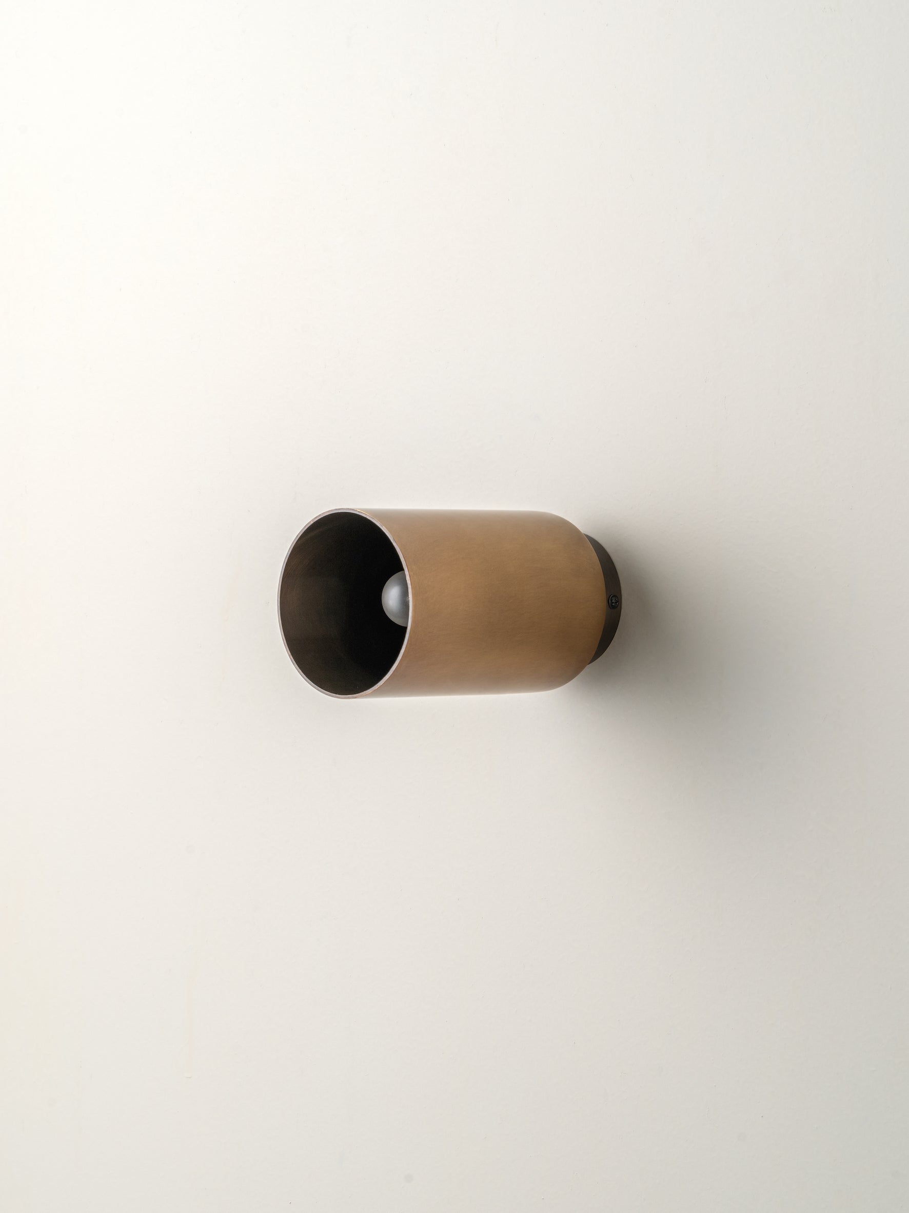 Guilla - brass cylinder wall light | Wall Light | lights&lamps | UK | Modern Affordable Designer Lighting