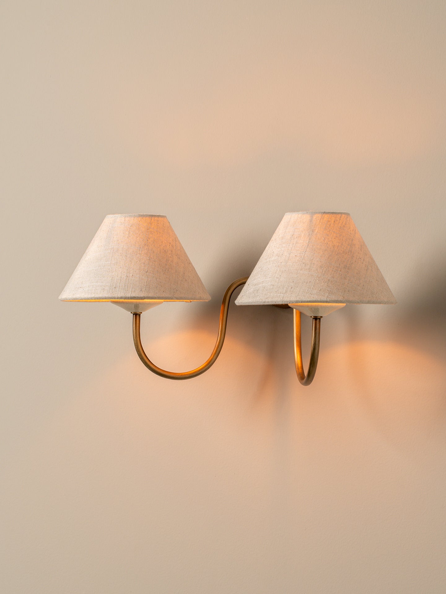 Holland aged brass double wall light | Wall Light | lights&lamps | UK | Modern Affordable Designer Lighting