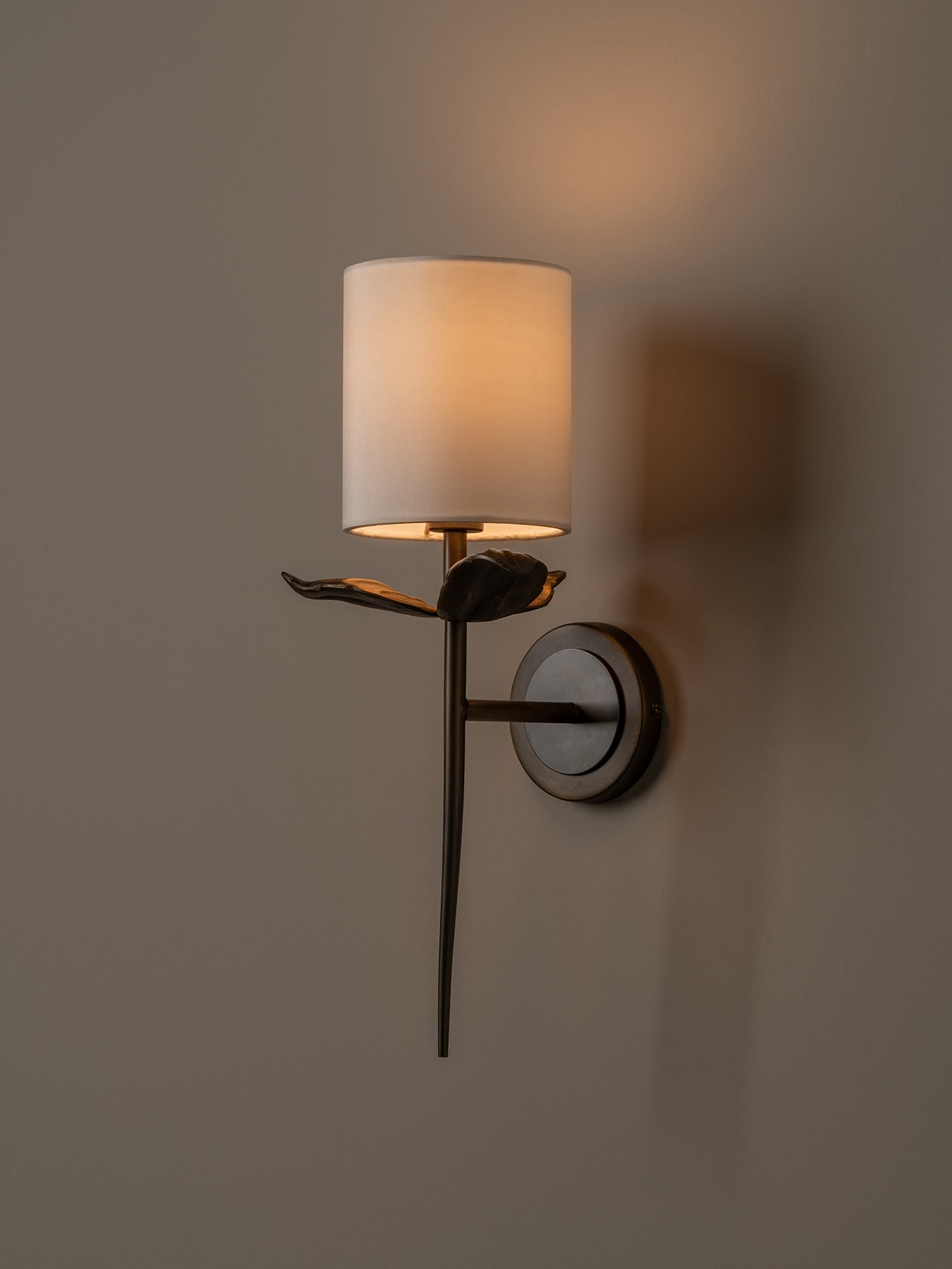 Parks wall light | Wall Light | lights&lamps | UK | Modern Affordable Designer Lighting