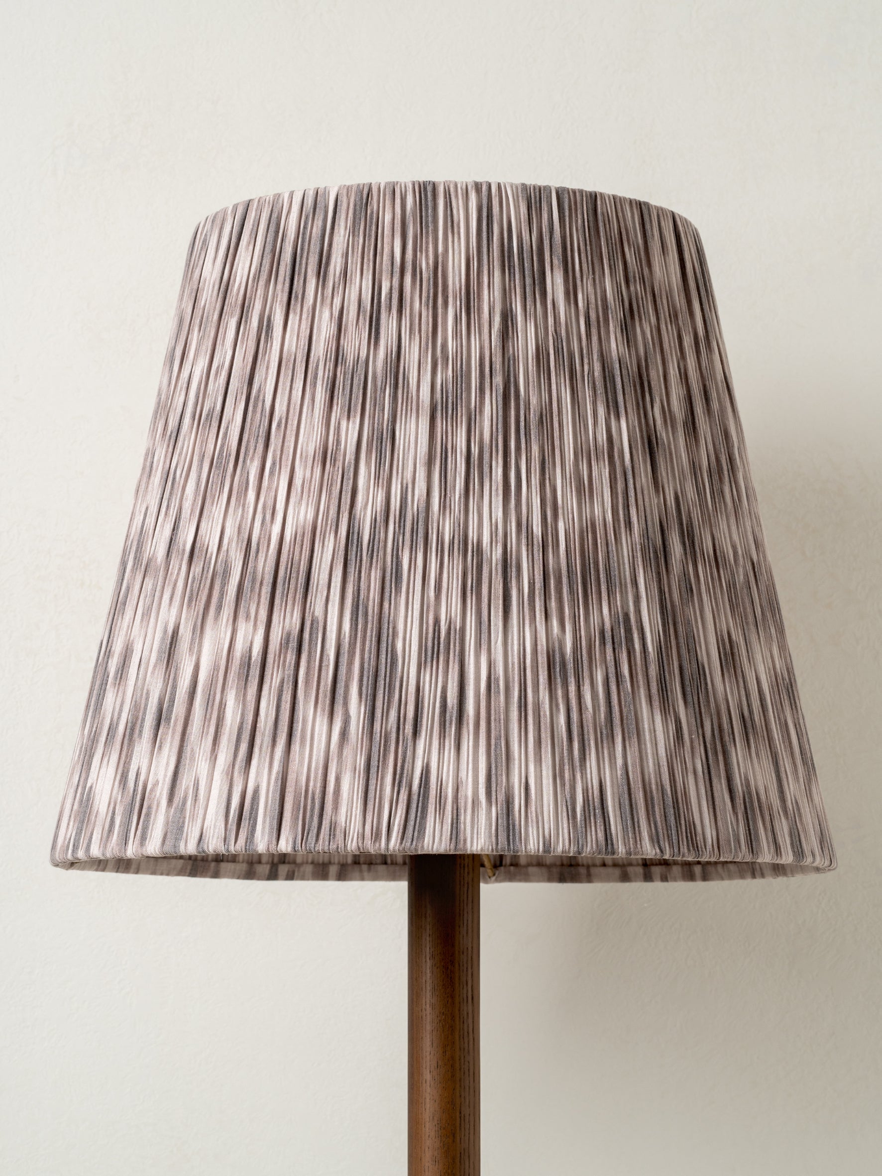 Sundara floor lamp | Floor Lamp | Lights & Lamps | UK | Modern Affordable Designer Lighting