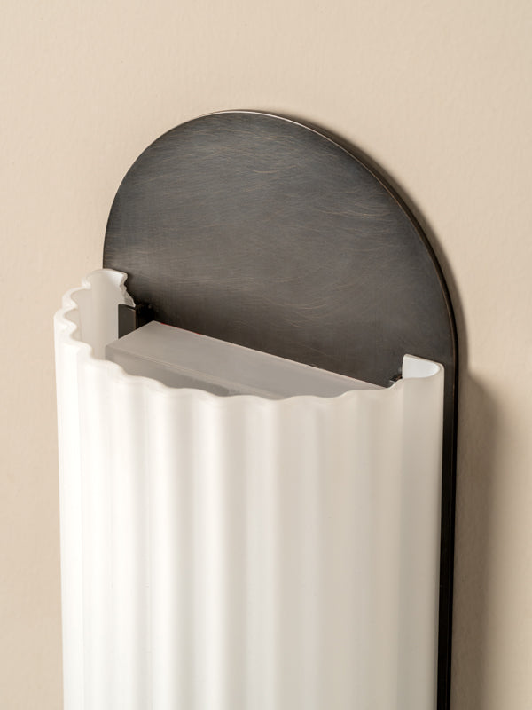 Wilcote bronze wall light