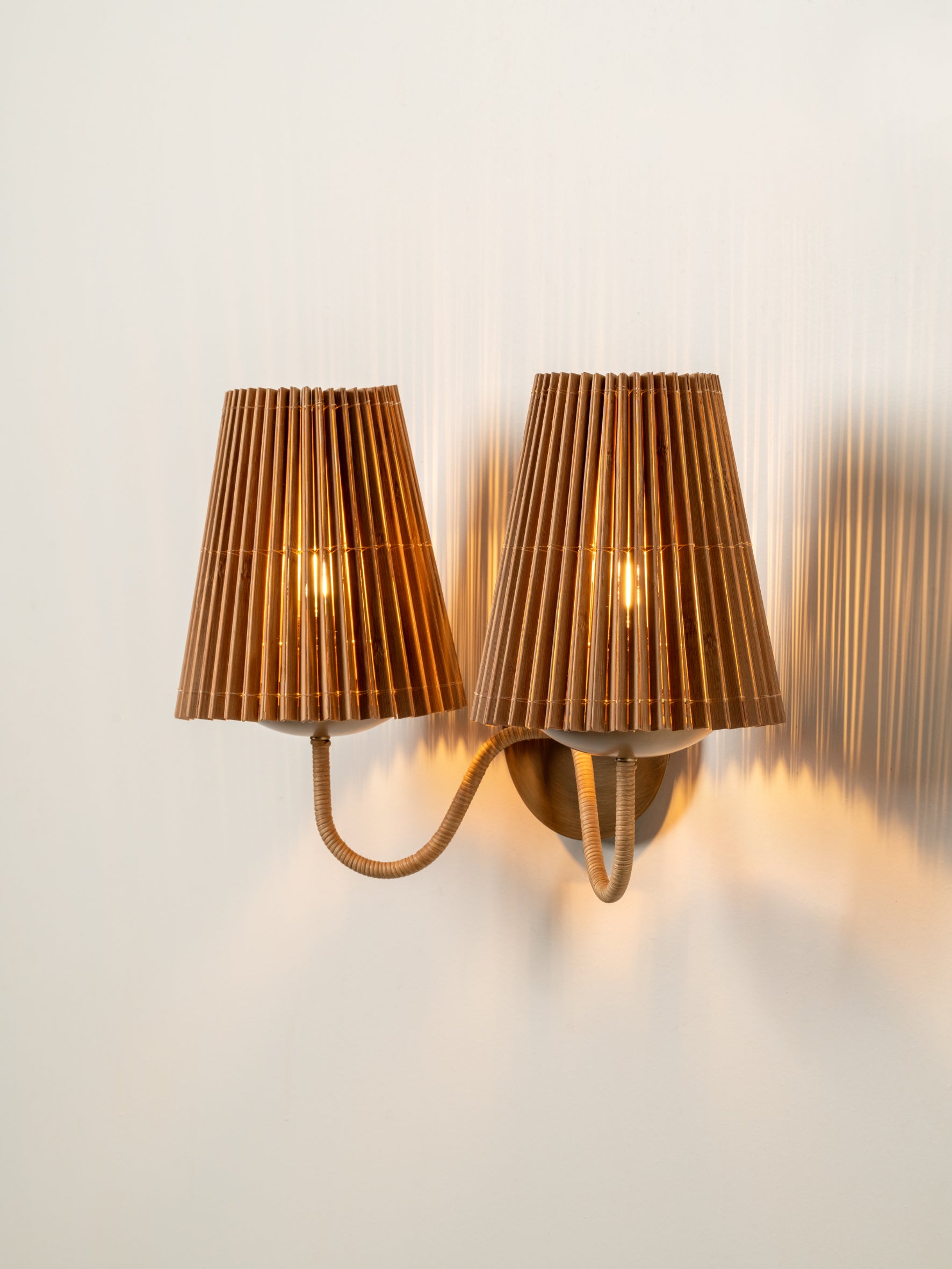 Bandua wall light | Wall Light | lights&lamps | UK | Modern Affordable Designer Lighting