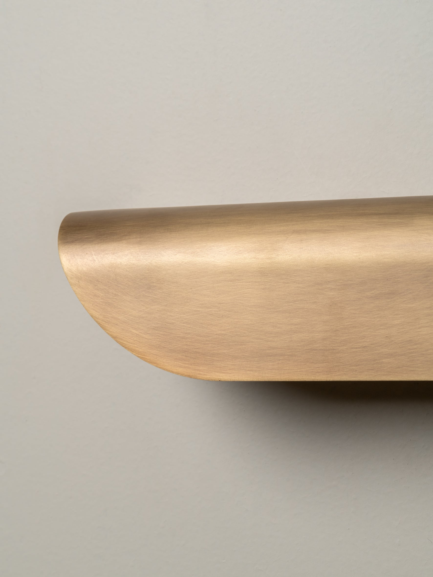 Kori aged brass wall light | Wall Light | lights&lamps | UK | Modern Affordable Designer Lighting
