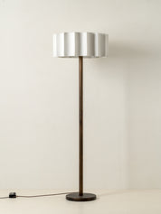 Viotti floor lamp | Floor Lamp | lights&lamps | UK | Modern Affordable Designer Lighting
