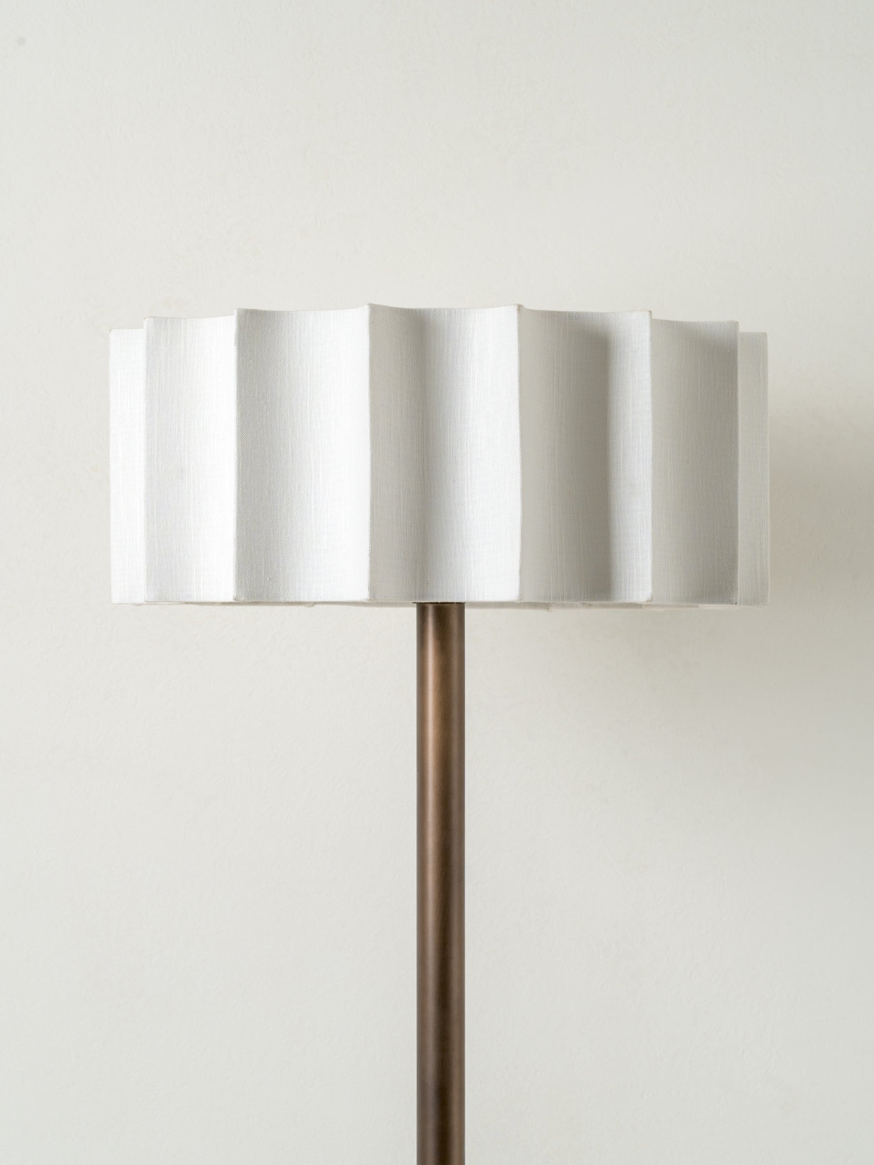 Viotti floor lamp | Floor Lamp | Lights & Lamps | UK | Modern Affordable Designer Lighting