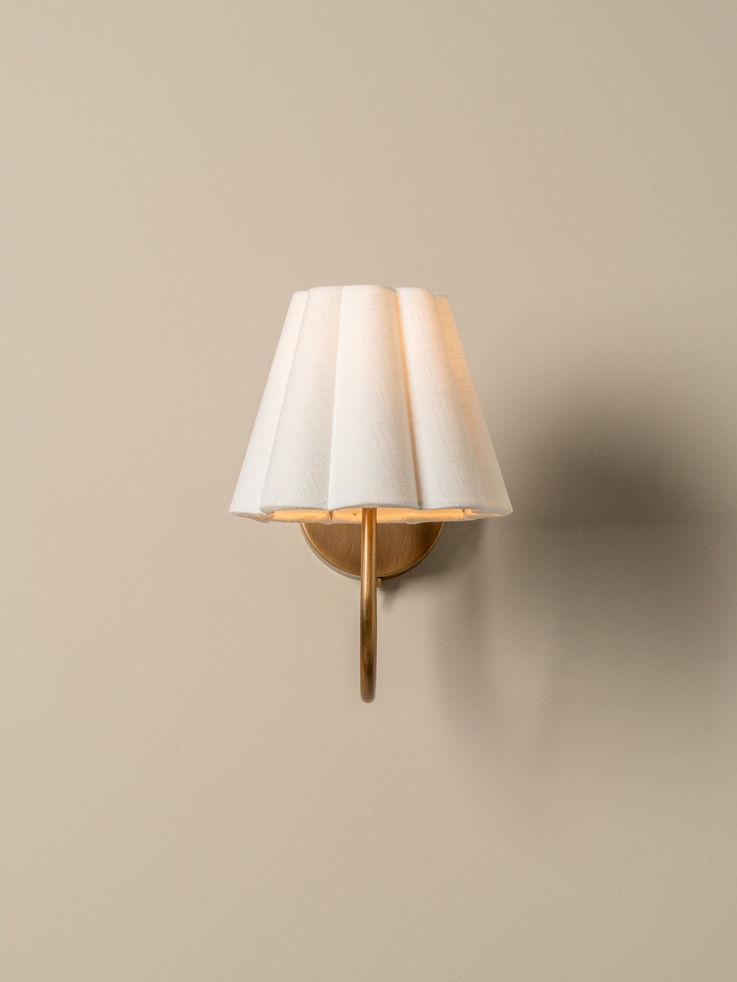 Aston aged brass wall light | Wall Light | lights&lamps | UK | Modern Affordable Designer Lighting