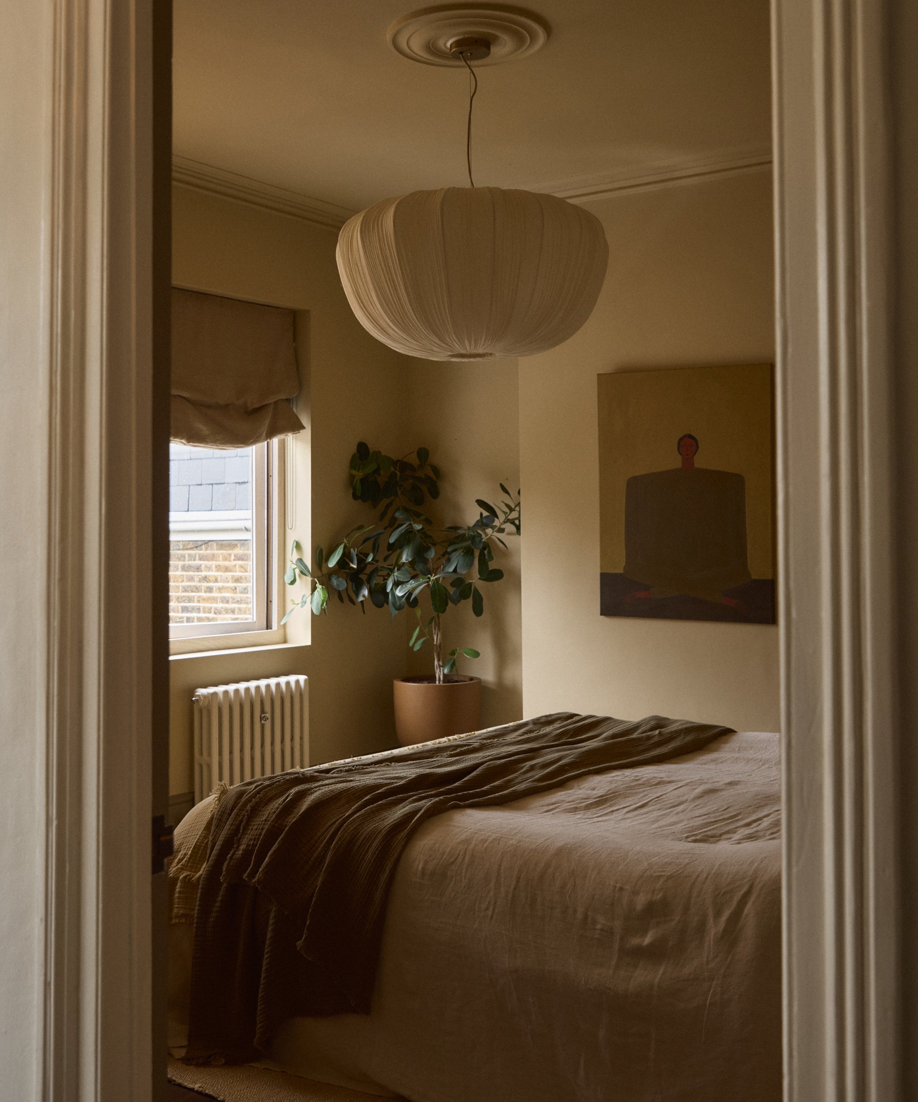 Ostrea oversized pendant | Ceiling Light | lights&lamps | UK | Modern Affordable Designer Lighting