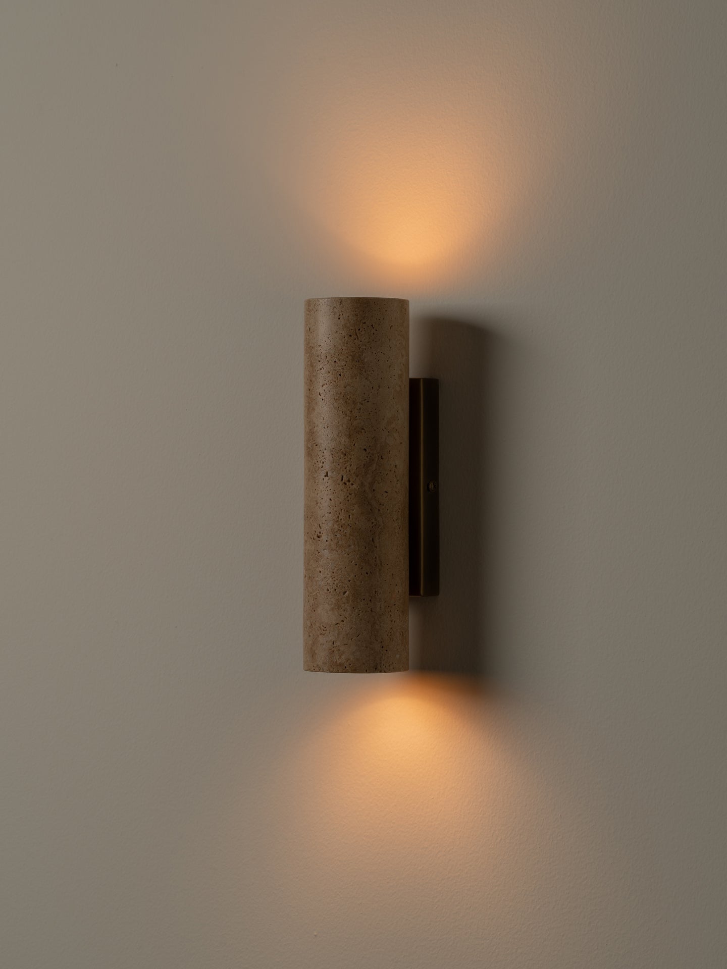 Trava wall light | Wall Light | lights&lamps | UK | Modern Affordable Designer Lighting
