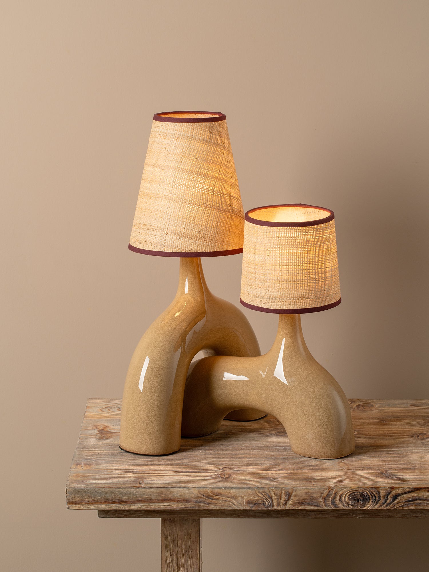 Comares table lamp | Table Lamp | lights&lamps | UK | Modern Affordable Designer Lighting