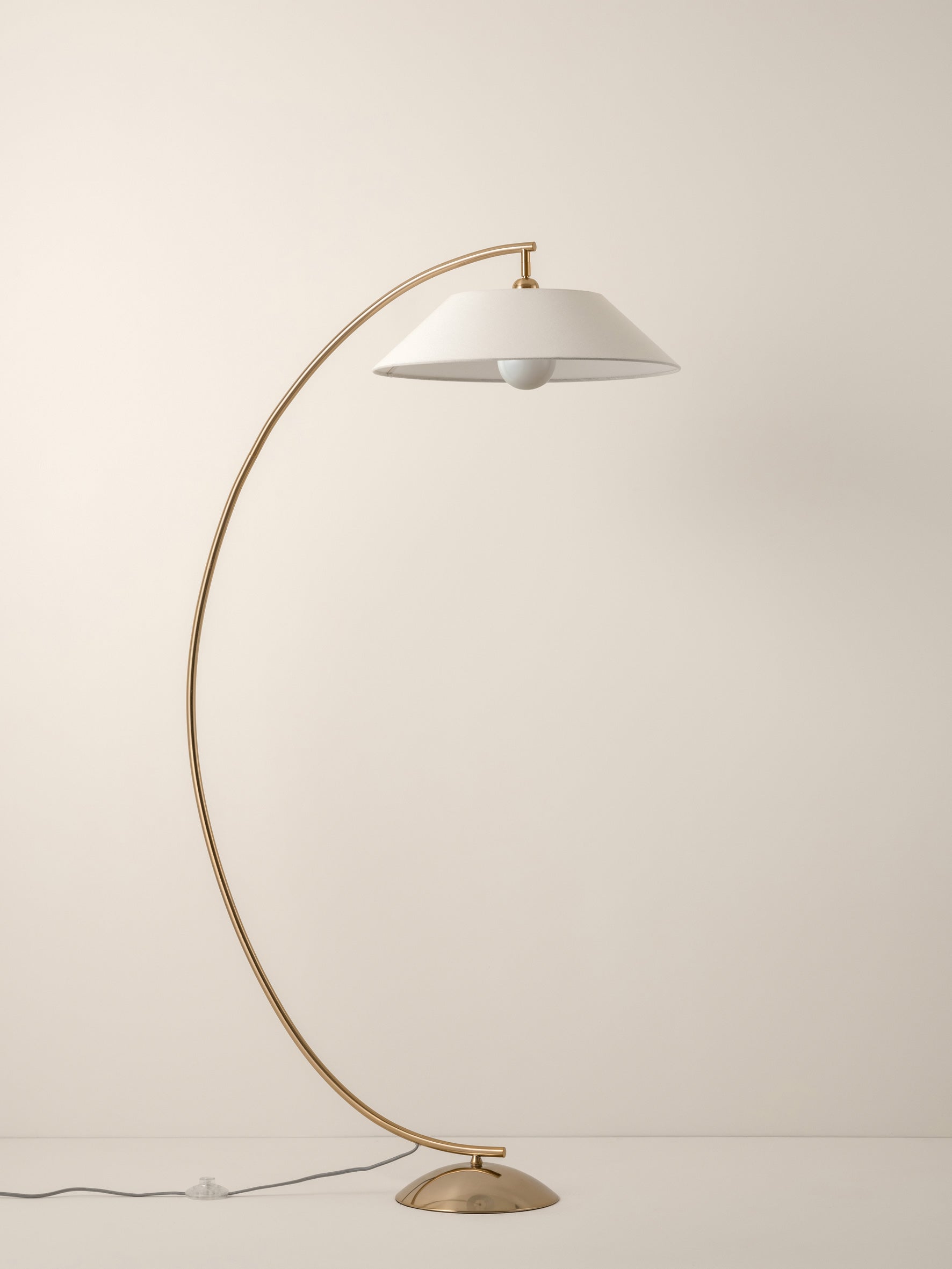 Circo - 1 light arc brass and natural linen floor lamp | Floor Lamp | Lights & Lamps | UK | Modern Affordable Designer Lighting